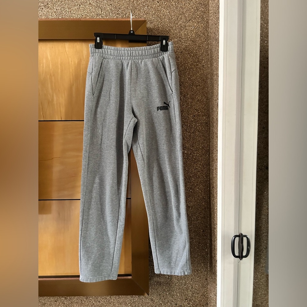 Puma essentials logo wide leg sweatpants